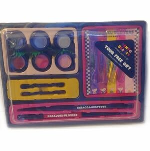 Harajuku Lovers  Makeup Set